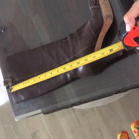 Authentic vintage Dior boots - Picture 5 of 8